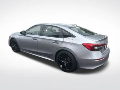 More photos of 2022 Honda Civic Sport at Diamond Jim's Motor Cars, WI