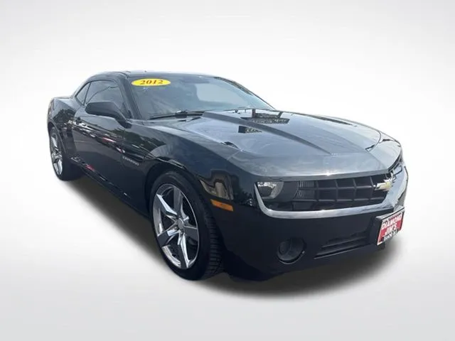 Black 2012 Chevrolet Camaro 1LS for sale in Milwaukee, WI