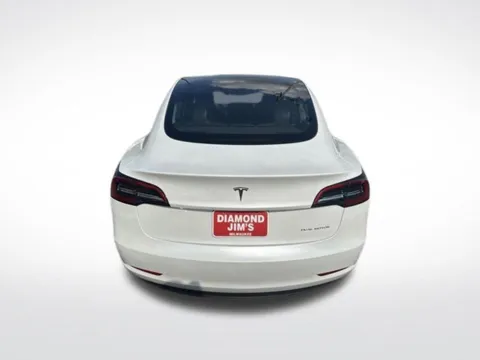 More photos of 2023 Tesla Model 3 Long Range at Diamond Jim's Motor Cars, WI