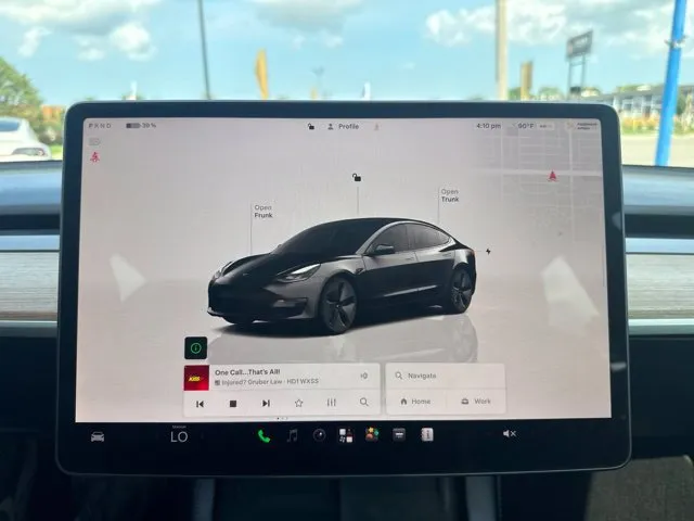 Tesla Model 3 photo 28