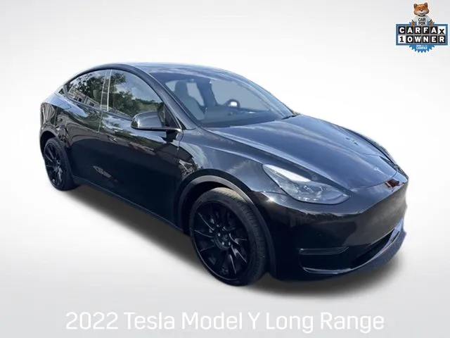 Black 2022 Tesla Model Y Long Range for sale in Milwaukee, WI