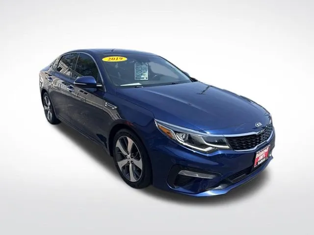 Blue 2019 Kia Optima S for sale in Milwaukee, WI