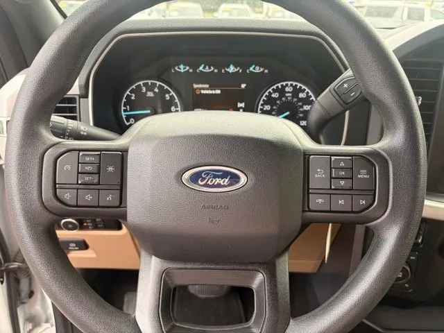 Ford F-150 photo 18