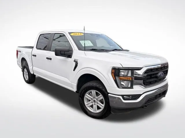 White 2023 Ford F-150 XLT for sale in Milwaukee, WI