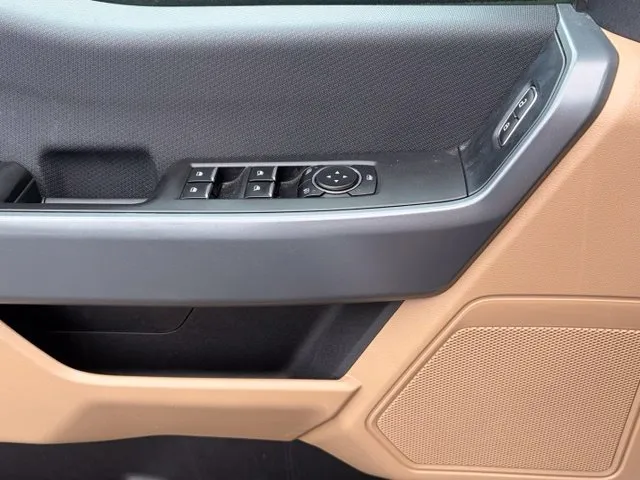 Ford F-150 photo 26