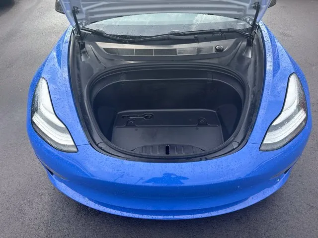 Tesla Model 3 photo 25