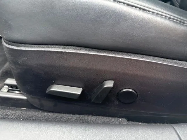 Tesla Model 3 photo 14