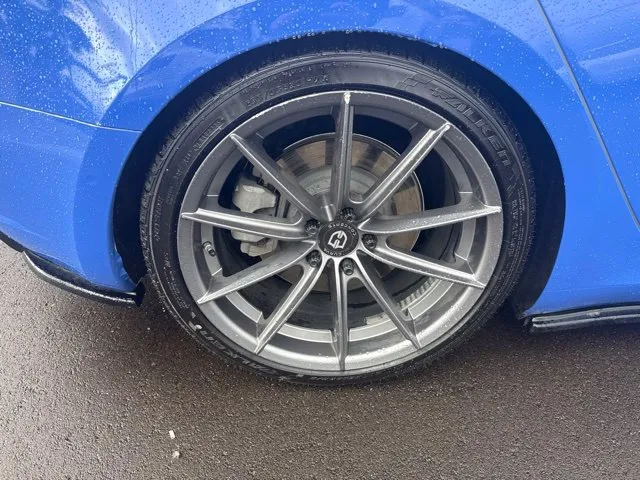 Tesla Model 3 photo 19