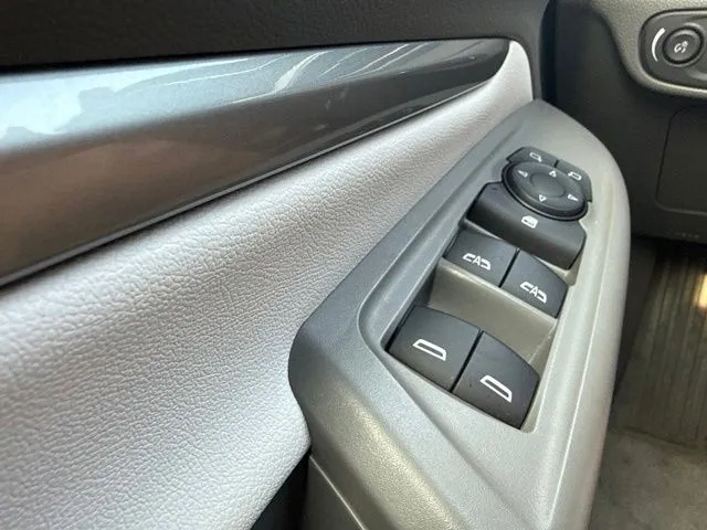 Chevrolet Bolt EUV photo 29