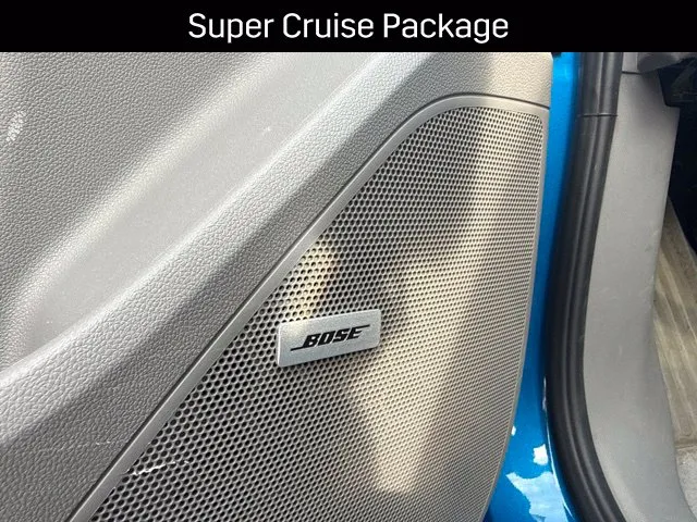 Chevrolet Bolt EUV photo 14