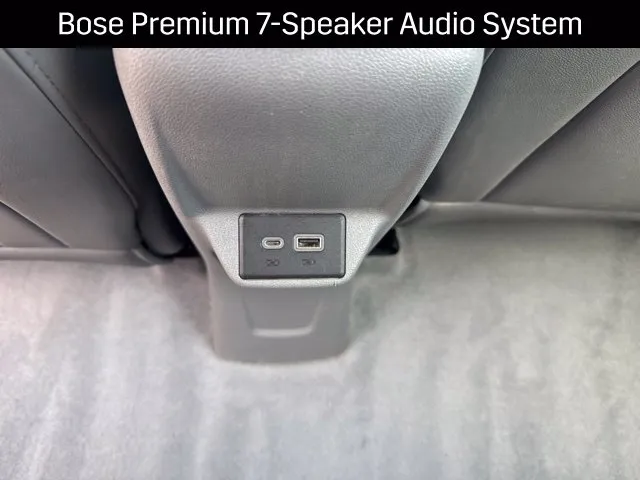 Chevrolet Bolt EUV photo 17