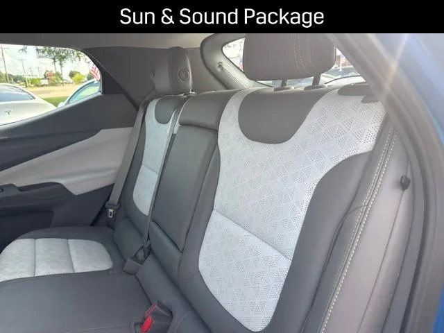 Chevrolet Bolt EUV photo 15