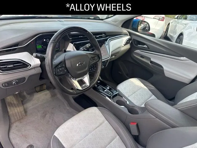 Chevrolet Bolt EUV photo 12