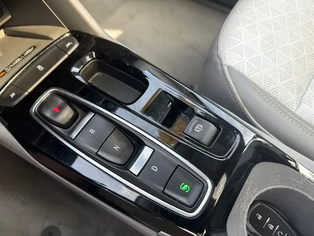 Chevrolet Bolt EUV photo 35