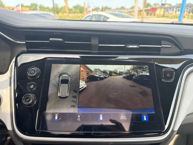 Chevrolet Bolt EUV photo 39