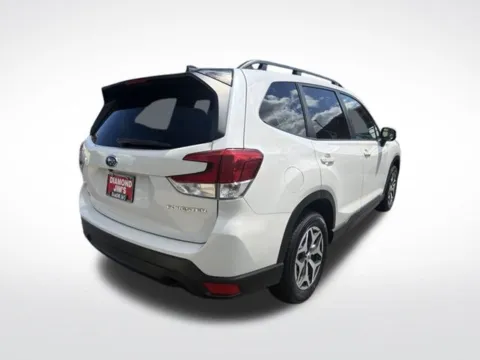 More photos of 2024 Subaru Forester Premium at Diamond Jim's Motor Cars, WI