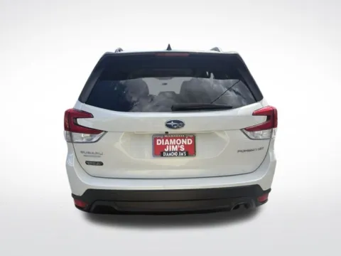 More photos of 2024 Subaru Forester Premium at Diamond Jim's Motor Cars, WI