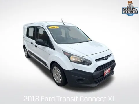 White 2018 Ford Transit Connect XL for sale in Milwaukee, WI