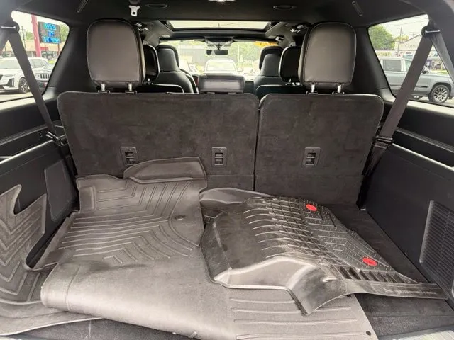 Lincoln Navigator L photo 24