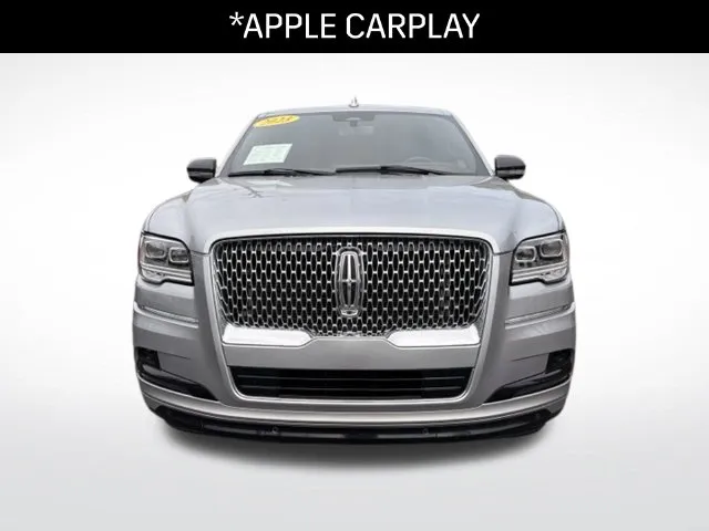 Lincoln Navigator L photo 9