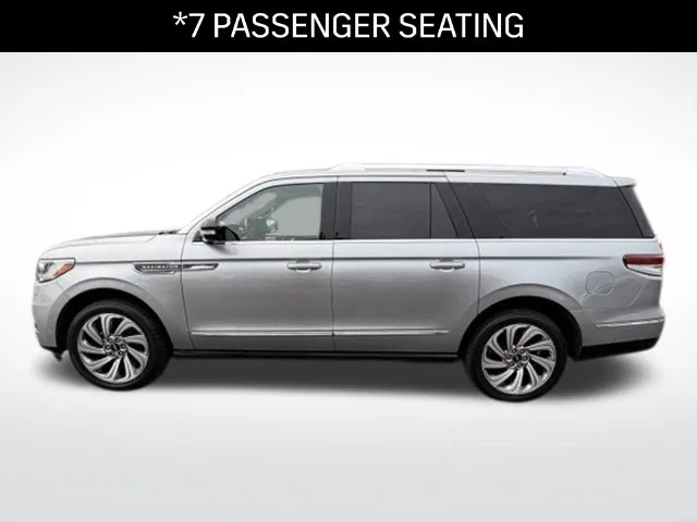 Lincoln Navigator L photo 7