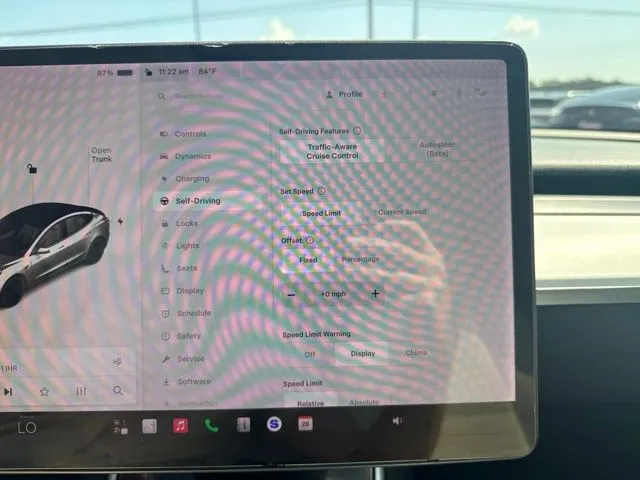 Tesla Model 3 photo 29