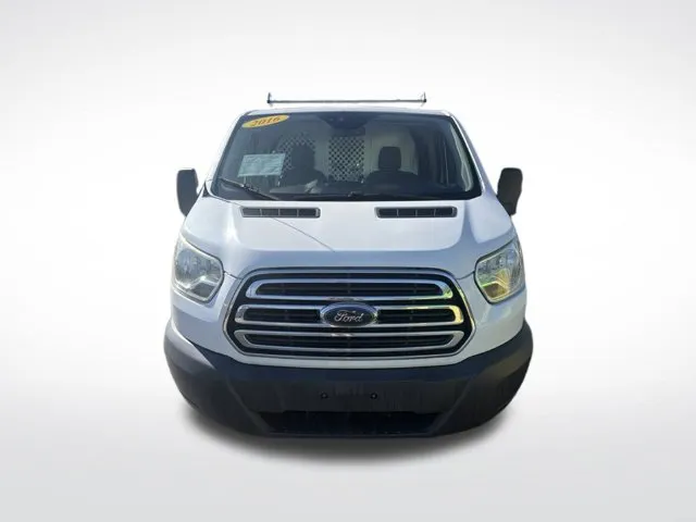 Ford Transit-250 photo 8