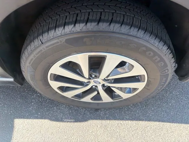 Subaru Outback photo 10