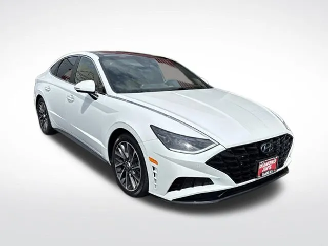 White 2020 Hyundai Sonata Limited for sale in Milwaukee, WI