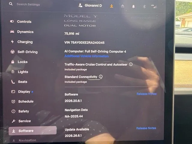 Tesla Model Y photo 31