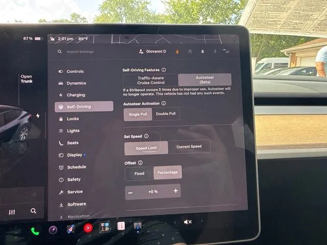 Tesla Model Y photo 29
