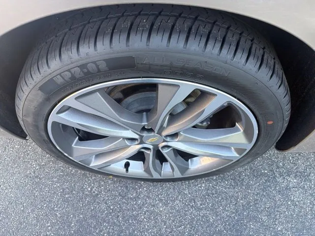 Chevrolet Malibu photo 11