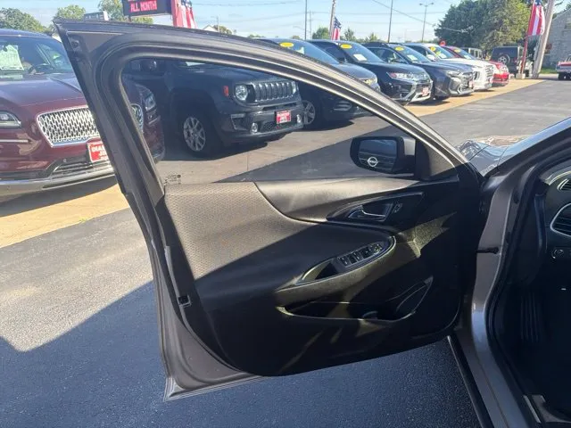Chevrolet Malibu photo 17