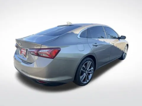 More photos of 2022 Chevrolet Malibu LT at Diamond Jim's Motor Cars, WI