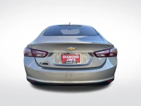 More photos of 2022 Chevrolet Malibu LT at Diamond Jim's Motor Cars, WI
