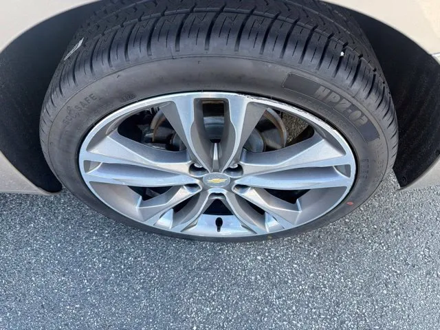 Chevrolet Malibu photo 10