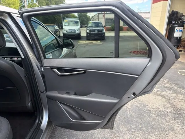 Kia Niro photo 22