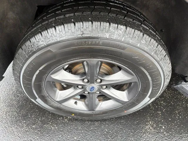 Ford Expedition photo 12