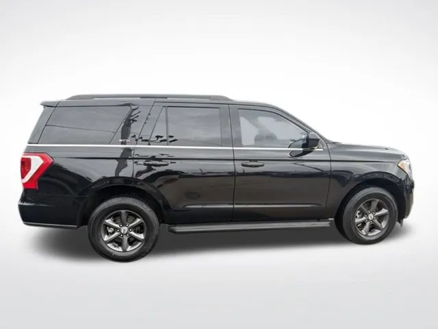 Ford Expedition photo 7