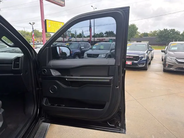 Ford Expedition photo 28