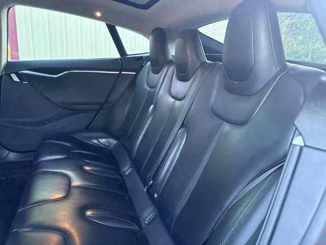Tesla Model S photo 15
