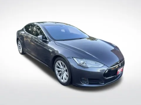 Gray 2015 Tesla Model S 85D for sale in Milwaukee, WI