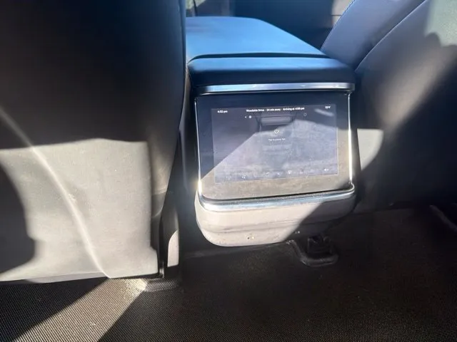 Tesla Model S photo 22
