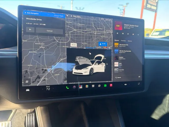 Tesla Model S photo 17