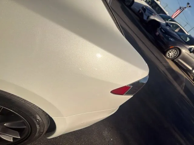 Tesla Model S photo 23