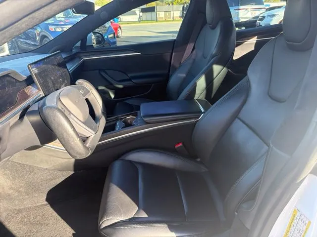 Tesla Model S photo 15