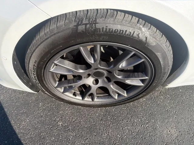 Tesla Model S photo 10