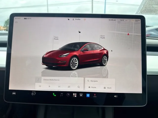 Tesla Model 3 photo 28