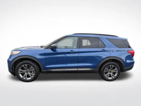 Photos of 2021 Ford Explorer XLT for sale in Milwaukee, WI at Diamond Jim's Motor Cars