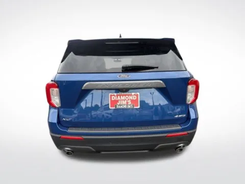 More photos of 2021 Ford Explorer XLT at Diamond Jim's Motor Cars, WI